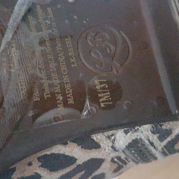 Lucky Brand Booties - Picture 11 of 13